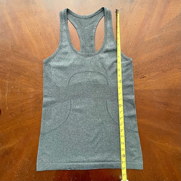 Lululemon Swiftly Tank - Picture 2 of 4